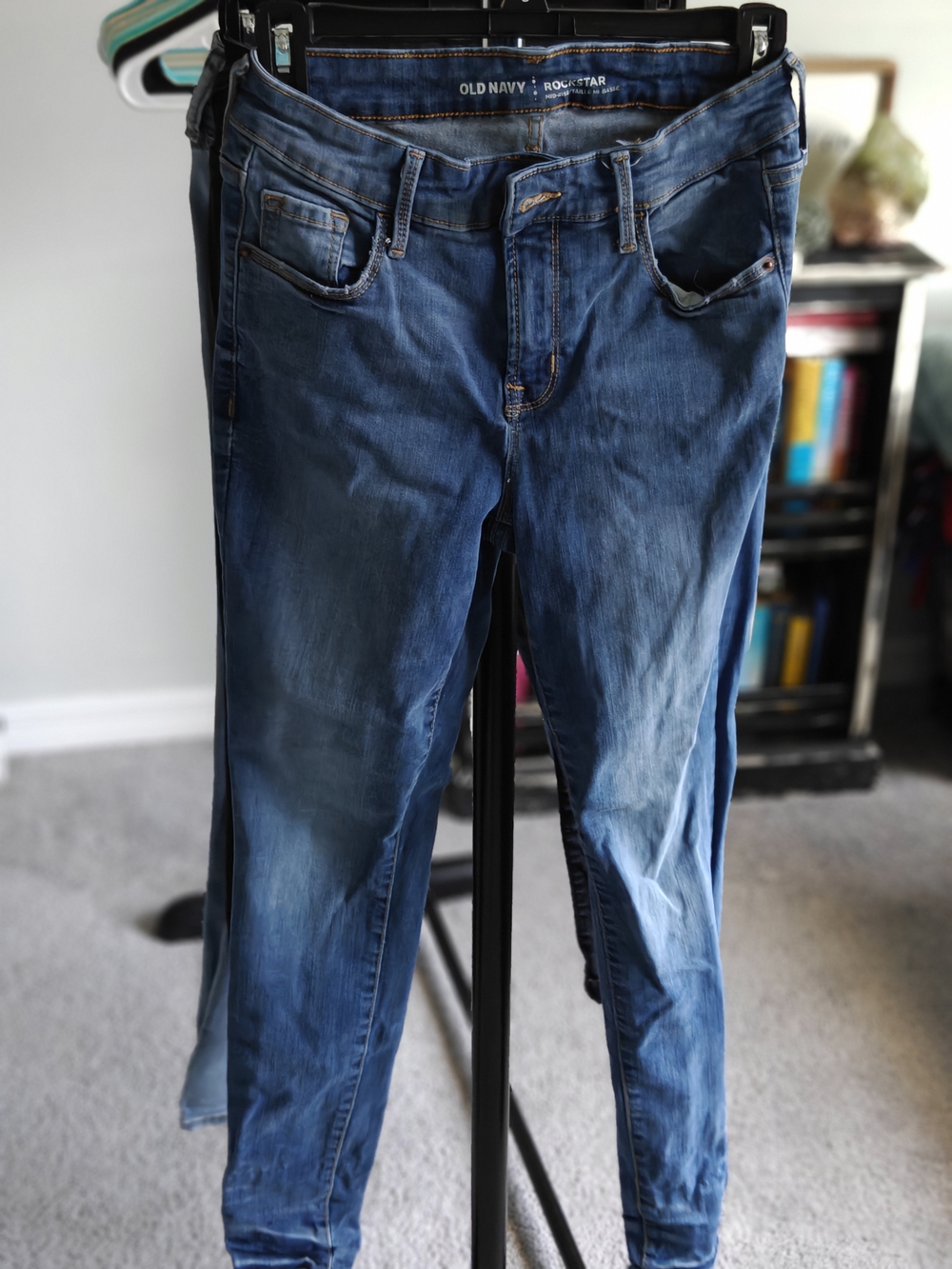 Old Navy Women's Blue Rockstar Skinny Jeans - Medium Wash